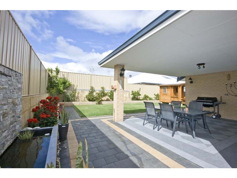 27 Bluebush Avenue, Beeliar WA 6164