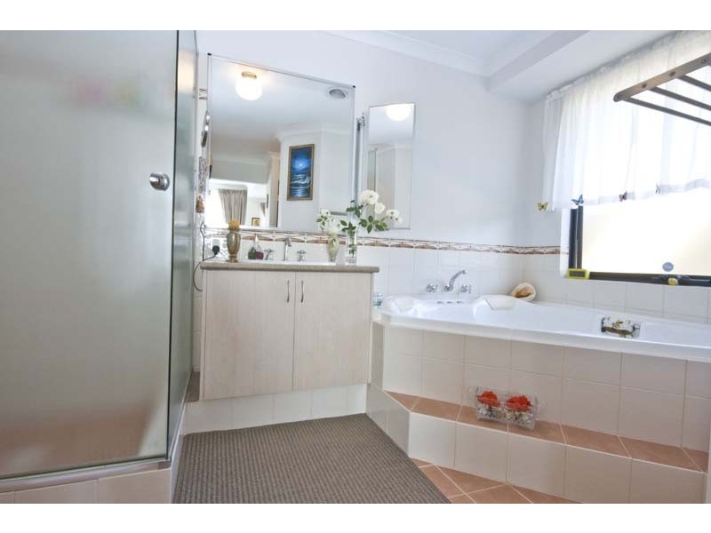 27 Bluebush Avenue, Beeliar WA 6164