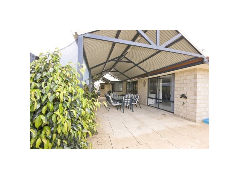 7 Cotter Loop, Success WA 6164