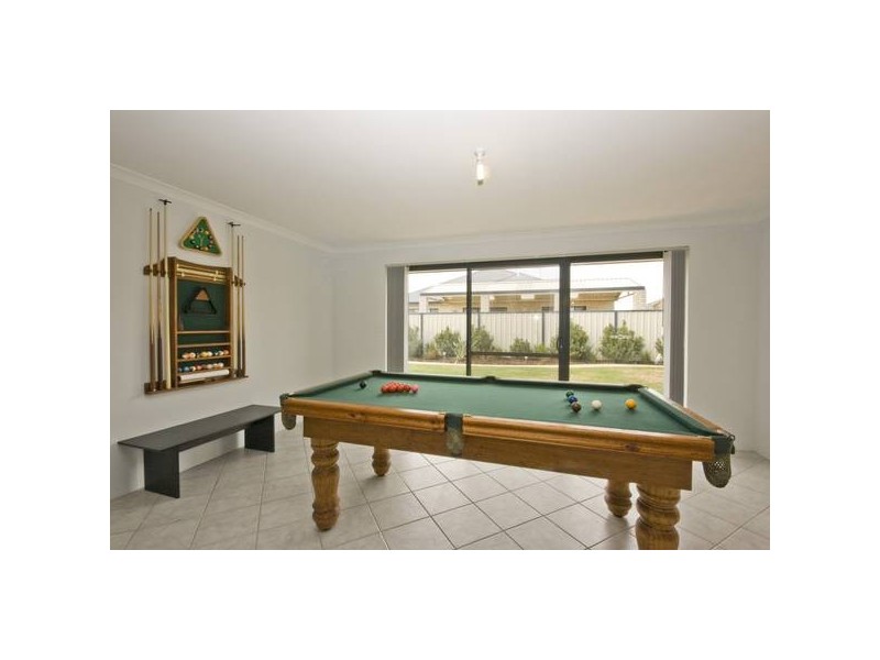 7 Cotter Loop, Success WA 6164