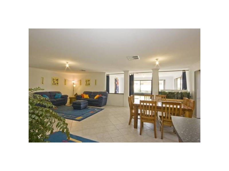 7 Cotter Loop, Success WA 6164