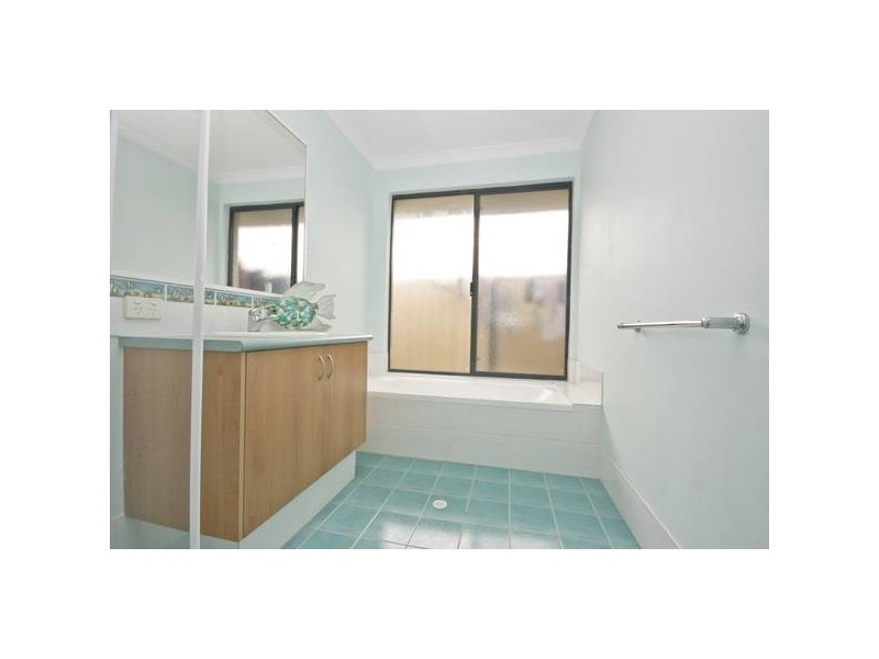 7 Cotter Loop, Success WA 6164