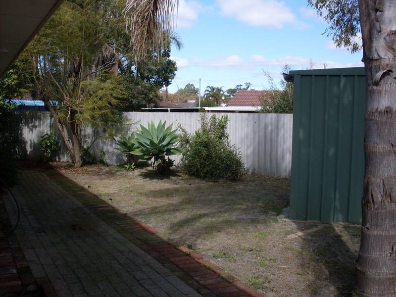 4/51 Grassbird Loop, Yangebup WA 6164