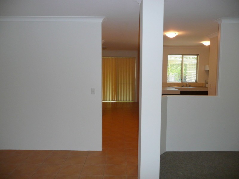 4 Eildon Court, South Lake WA 6164