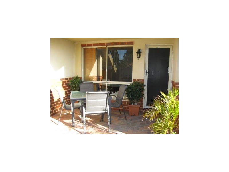 10/14 Ritz Court, Bibra Lake WA 6163