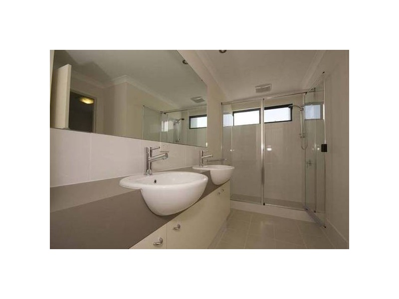 7/ Level 2, 2 Stockton Bend, Success WA 6164