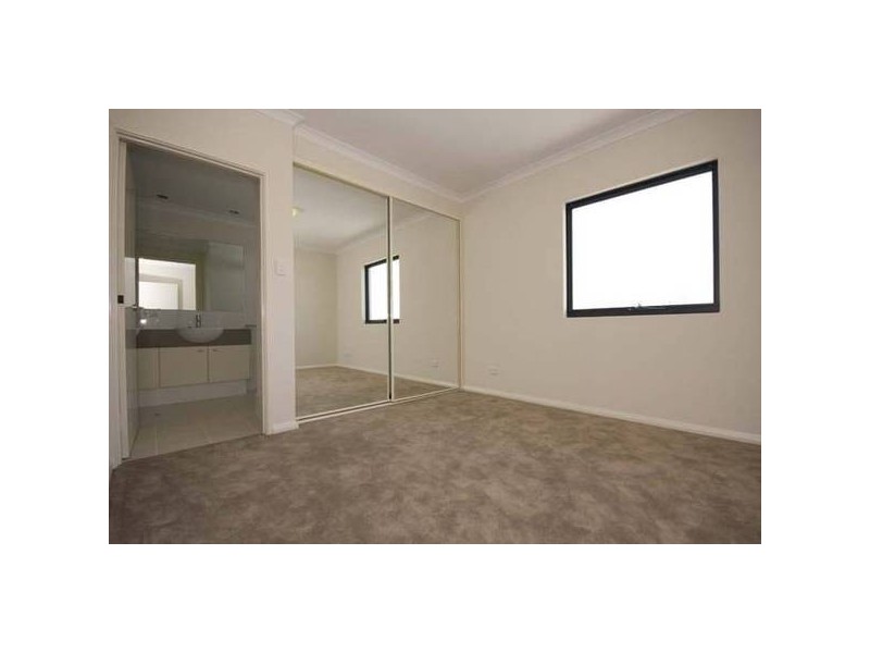 7/ Level 2, 2 Stockton Bend, Success WA 6164