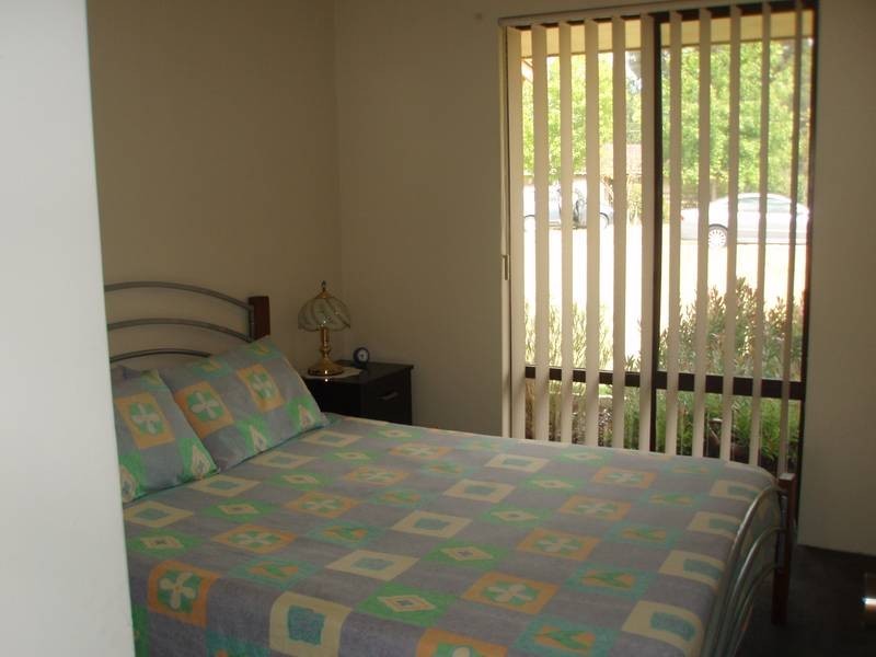 8 Prentice Place, South Lake WA 6164