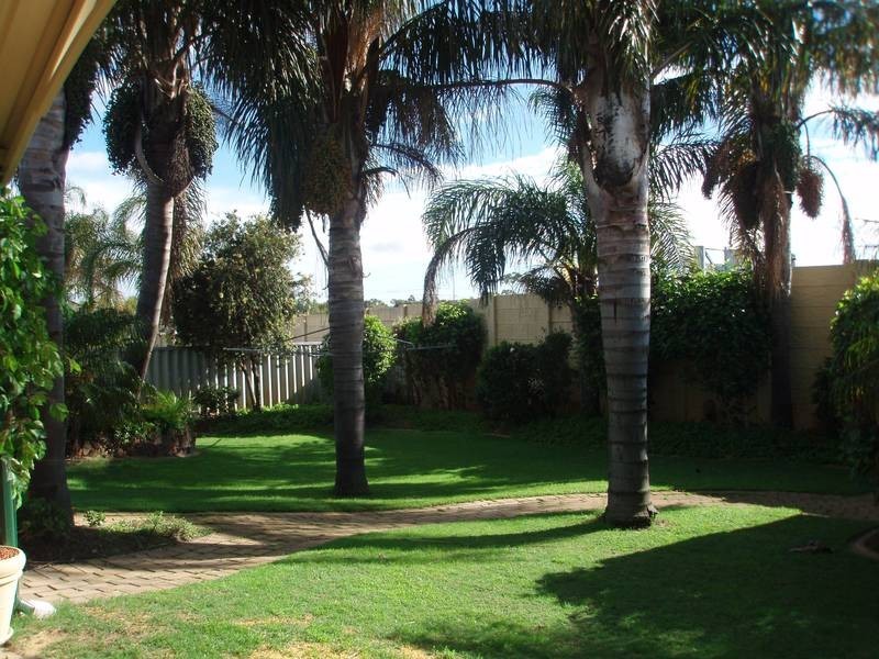 22 Virgilia Terrace, South Lake WA 6164