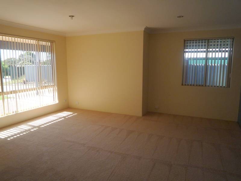 4 Osprey Drive, Yangebup WA 6164