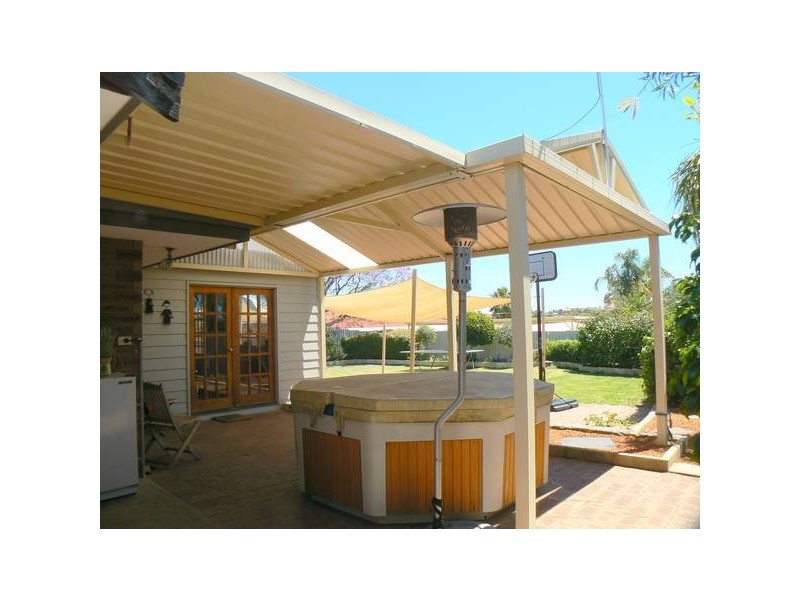 3 Osprey Drive, Yangebup WA 6164