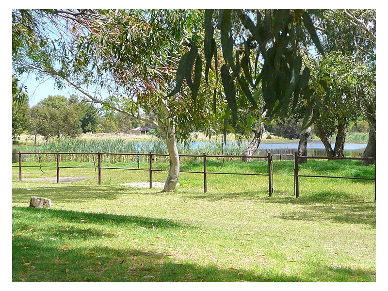 29 Gutteridge Road, Banjup WA 6164