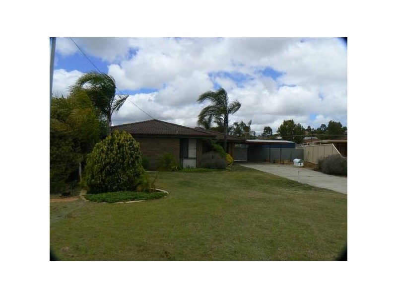 8 Glenorn Court, Yangebup WA 6164