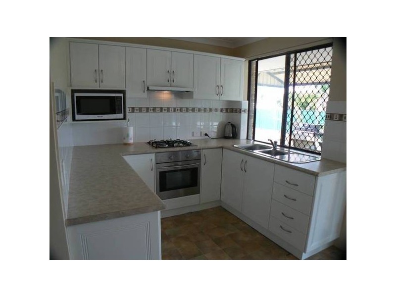 8 Glenorn Court, Yangebup WA 6164