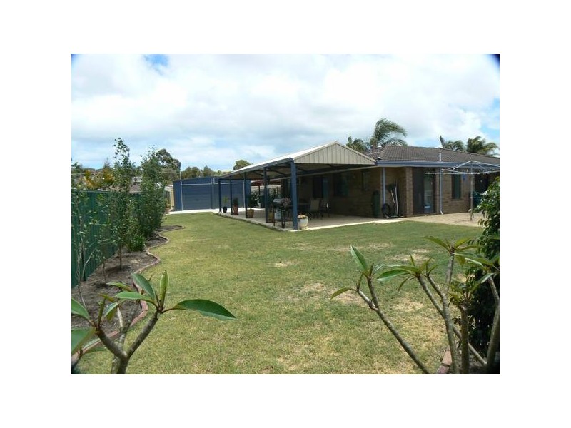 8 Glenorn Court, Yangebup WA 6164