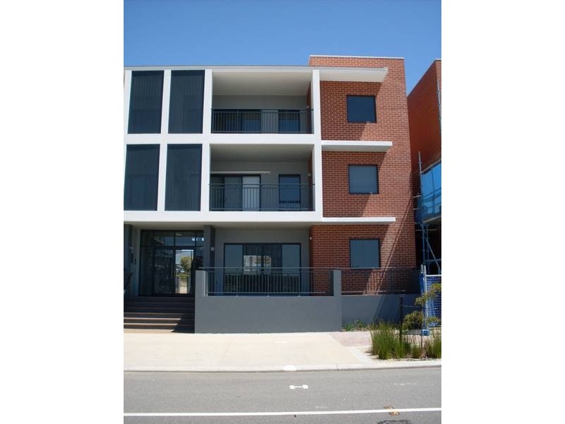 6/2 Stockton Bend, Cockburn Central WA 6164