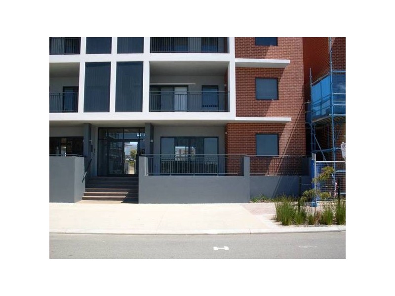 6/2 Stockton Bend, Cockburn Central WA 6164