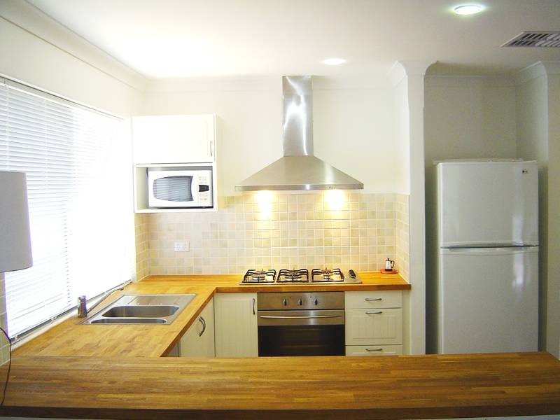 65 Plover Drive, Yangebup WA 6164