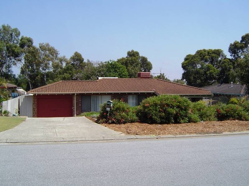 65 Plover Drive, Yangebup WA 6164