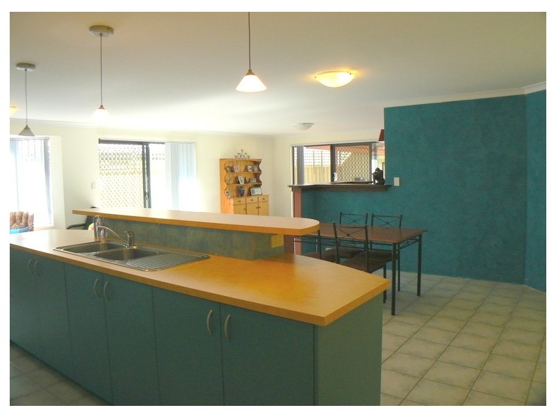 10 Kowara Dale, Beeliar WA 6164