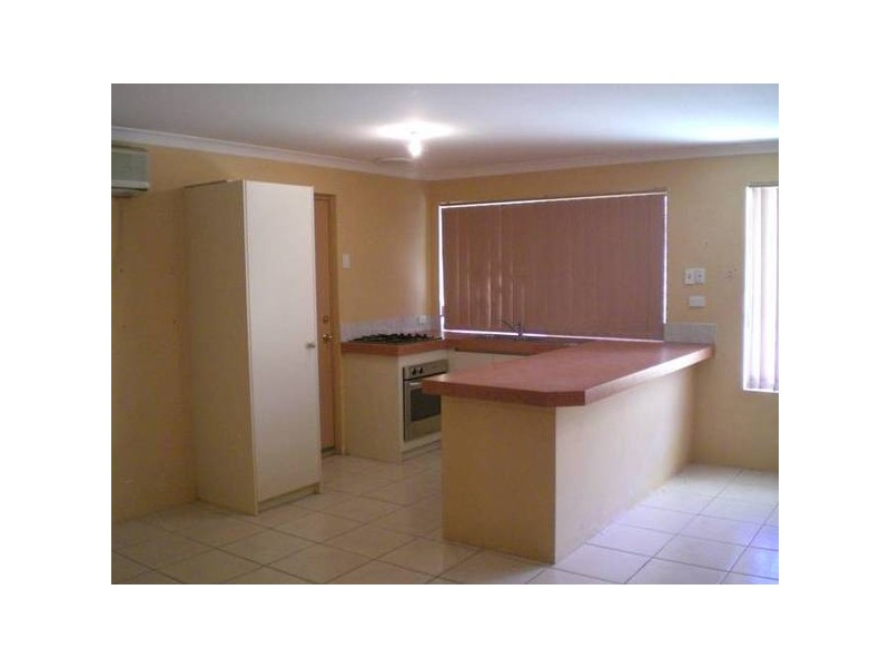 4 Rosebay Grove, Singleton WA 6175