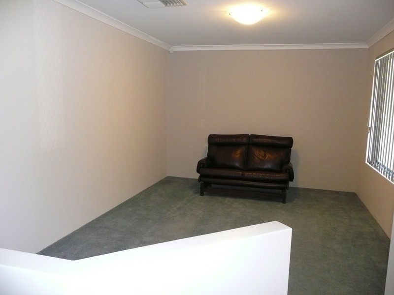 20 Dorrigo Way, South Lake WA 6164