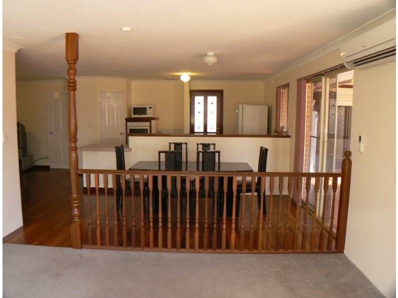 36 Baningan Avenue, Success WA 6164