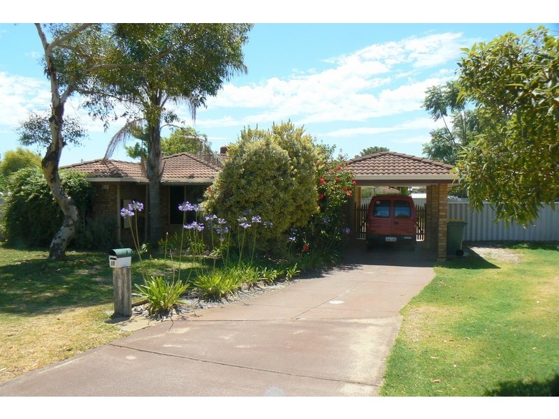 18 Dulverson Place, South Lake WA 6164