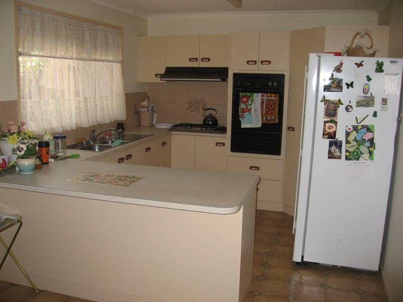 2 David Court, Kennington VIC 3550