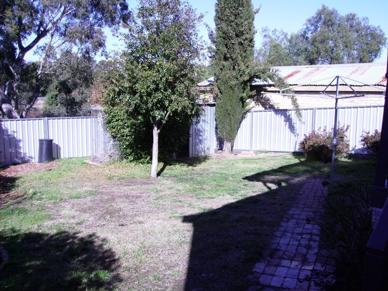 20 Carpenter Street, Quarry Hill VIC 3550
