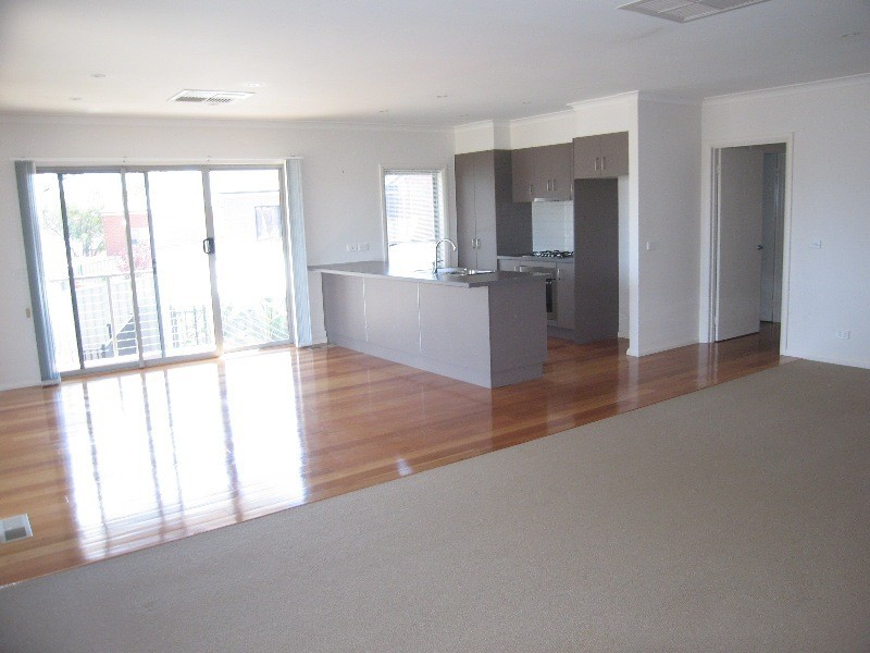 53b Browning Street, Kangaroo Flat VIC 3555