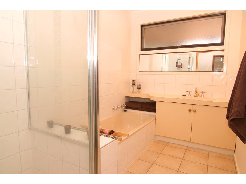 253 Guys Hill Road, Strathfieldsaye VIC 3551