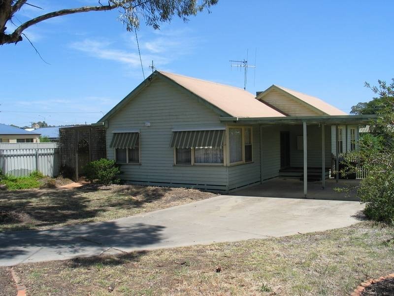 70 Church Street, Kangaroo Flat VIC 3555