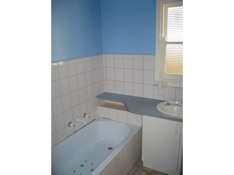 70 Church Street, Kangaroo Flat VIC 3555