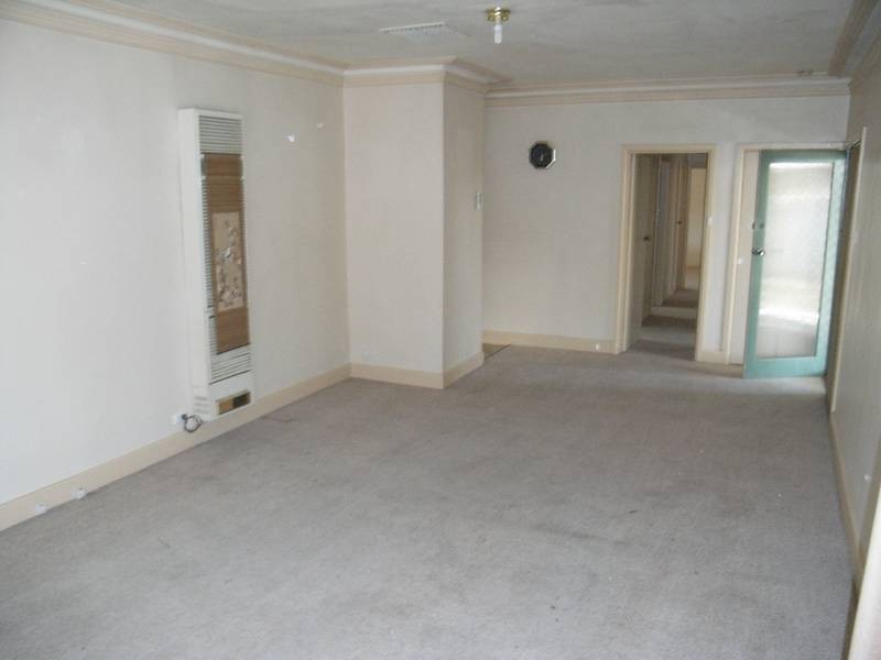 70 Church Street, Kangaroo Flat VIC 3555