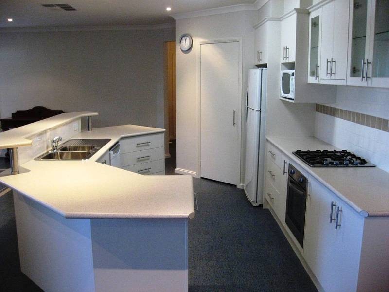 21 Jerribong Way, Kangaroo Flat VIC 3555