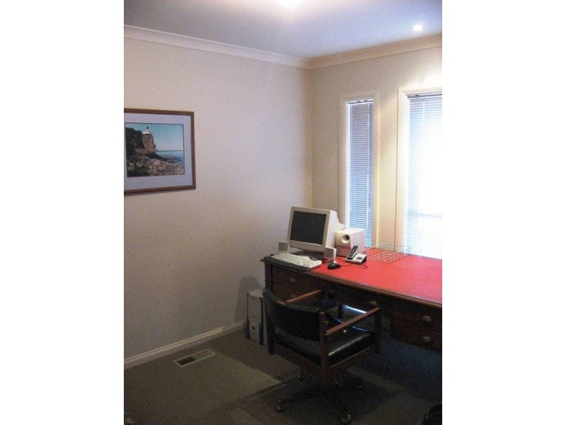 21 Jerribong Way, Kangaroo Flat VIC 3555