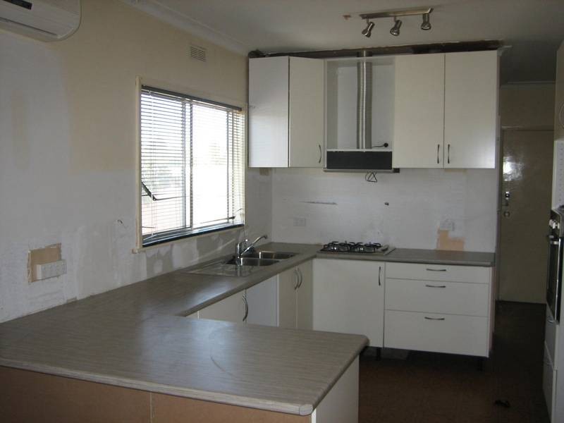 27 Curnow Street, Golden Square VIC 3555