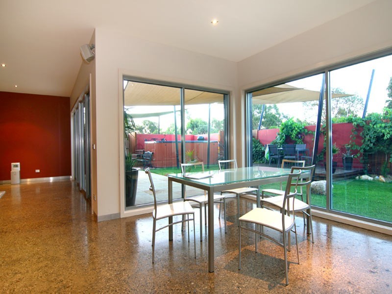 10 Shetland Drive, Junortoun VIC 3551