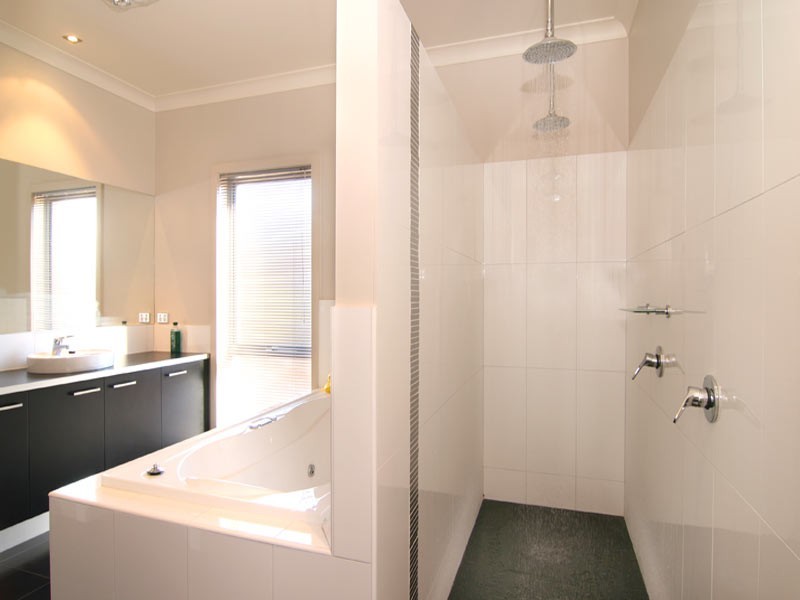 10 Shetland Drive, Junortoun VIC 3551