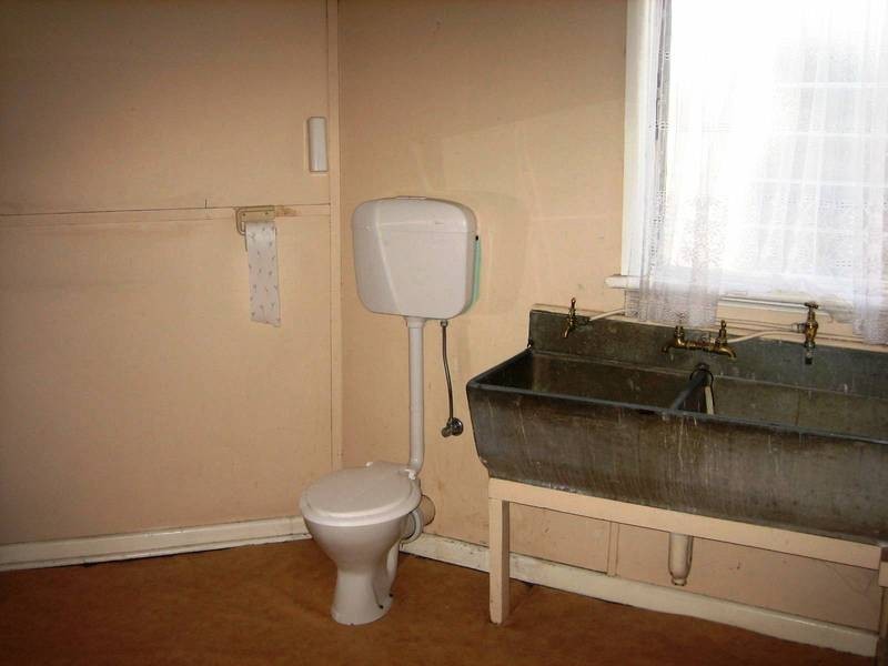 30 Breen Street, Quarry Hill VIC 3550