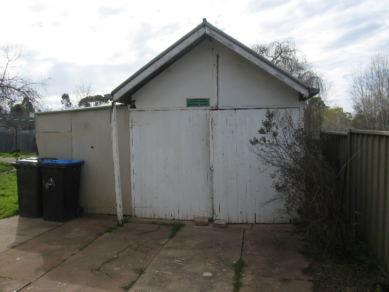 39 Sandhurst Road, California Gully VIC 3556