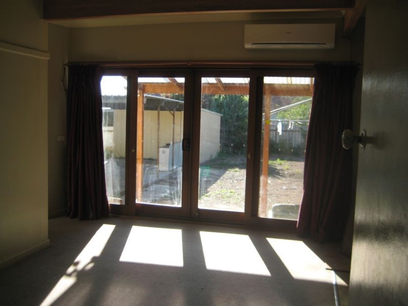 9 Theodore Street, Flora Hill VIC 3550