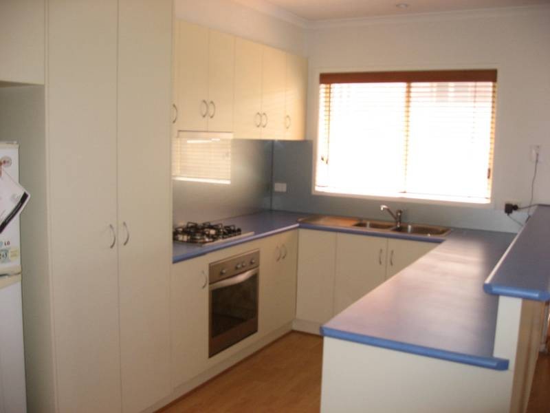 49 Aspinall Street, Golden Square VIC 3555