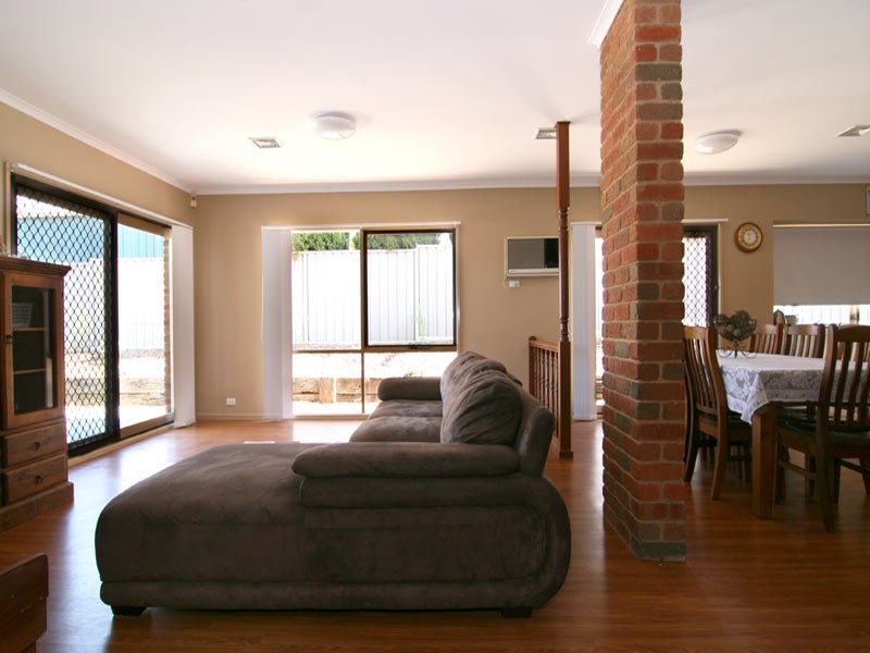 21 Landale Drive, Strathdale VIC 3550