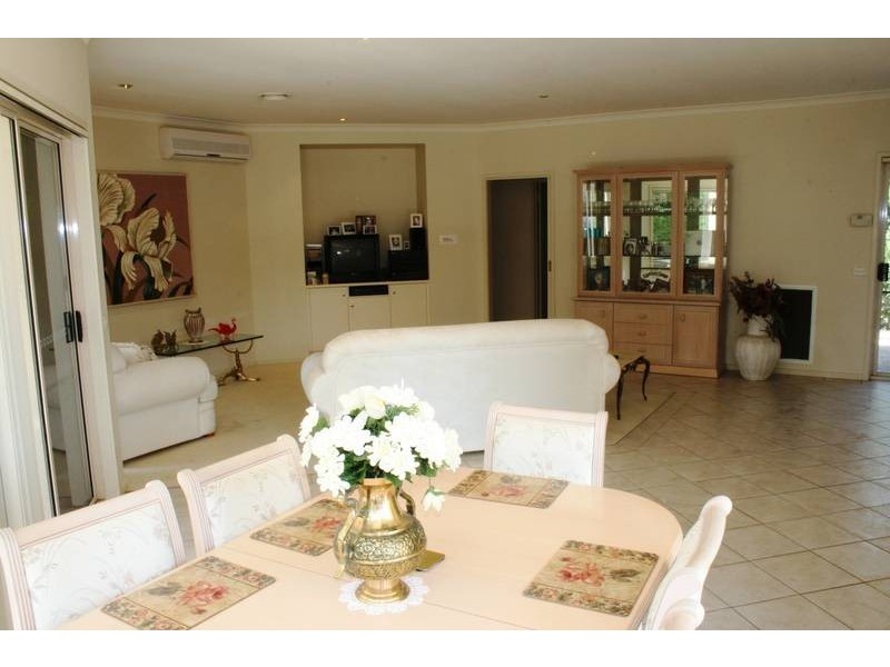 6 Wildwood Drive, Strathdale VIC 3550