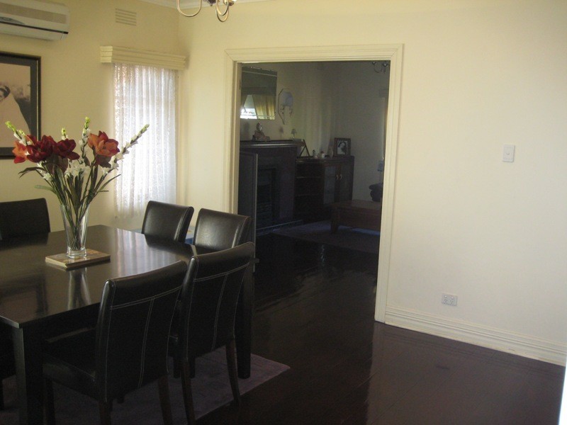 14 Old High Street, Golden Square VIC 3555