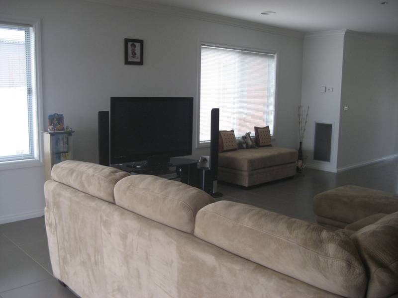 13 Jerribong Way, Kangaroo Flat VIC 3555