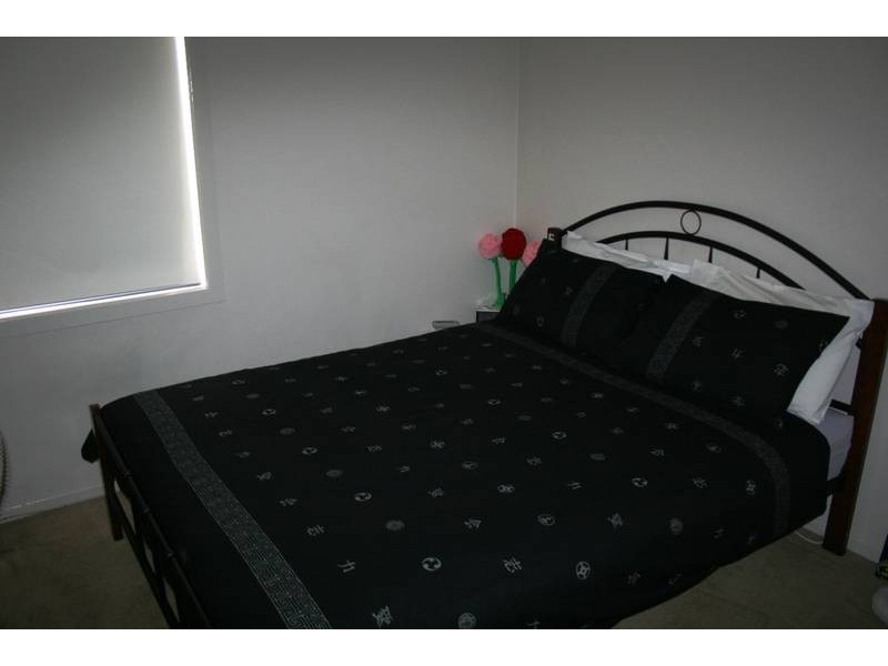 2 Bushwalk Grove, Epsom VIC 3551