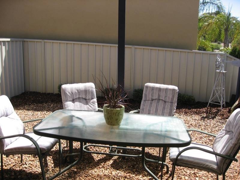 4 Fraser Court, Kangaroo Flat VIC 3555